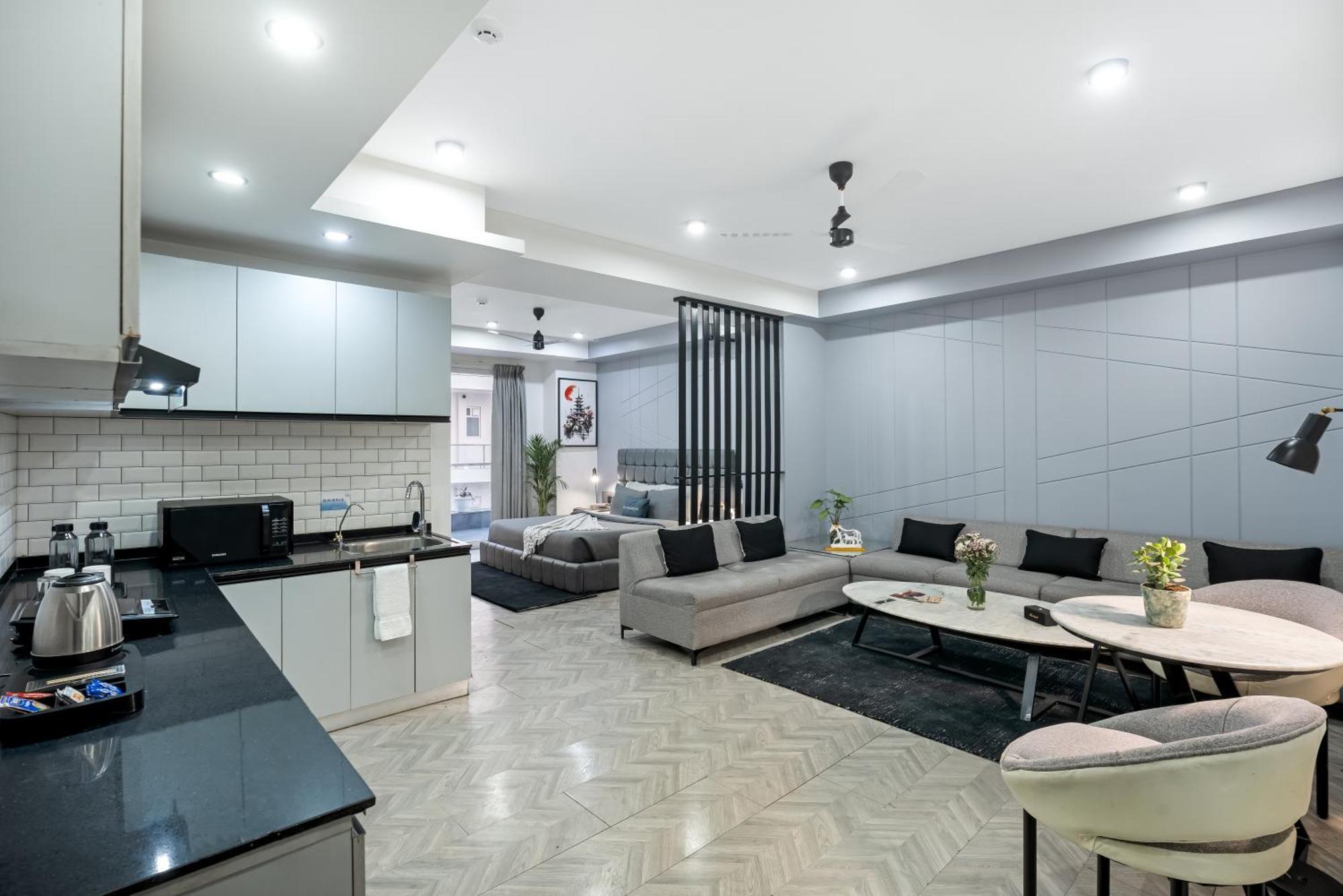 Bedchambers Serviced Apartments - Cyber City Gurgaon Exterior photo
