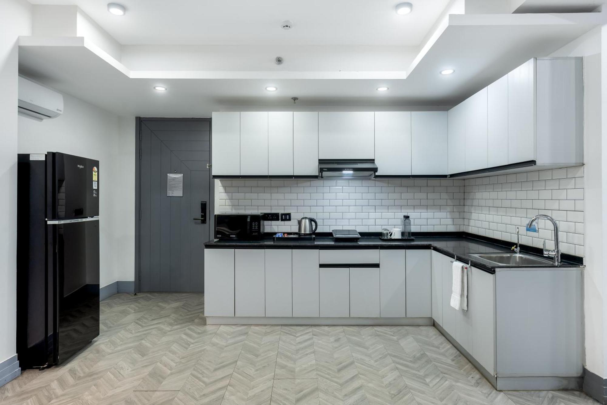 Bedchambers Serviced Apartments - Cyber City Gurgaon Exterior photo